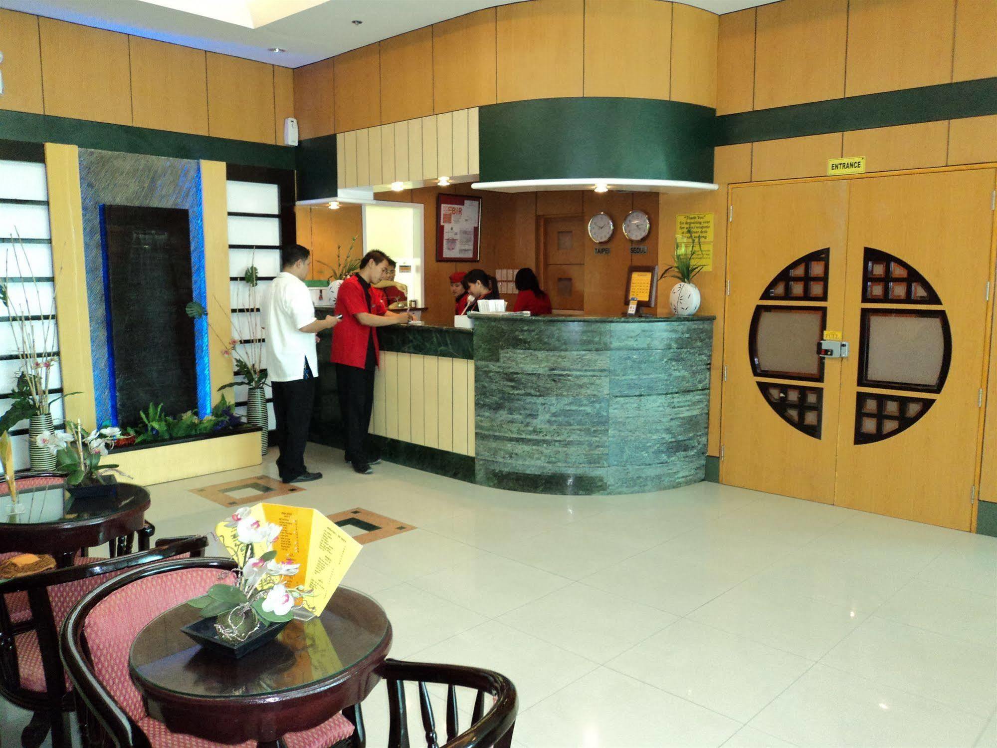 Hotel Sogo Cabanatuan Exterior foto